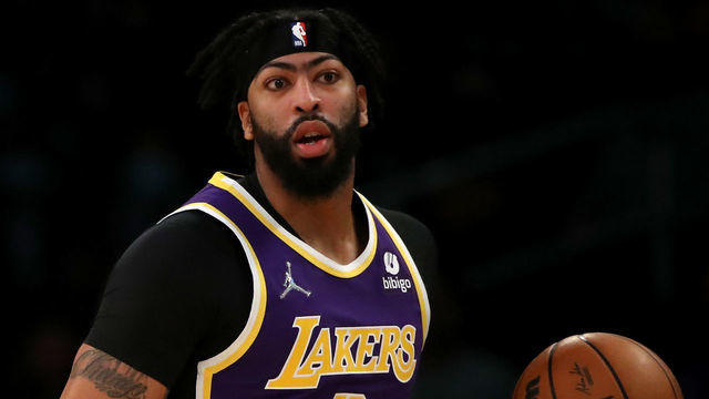 LOS ANGELES, CALIFORNIA - FEBRUARY 16: Anthony Davis #3 of the Los Angeles Lakers brings the ball up court during the first quarter against the Utah Jazz at Crypto.com Arena on February 16, 2022 in Los Angeles, California.