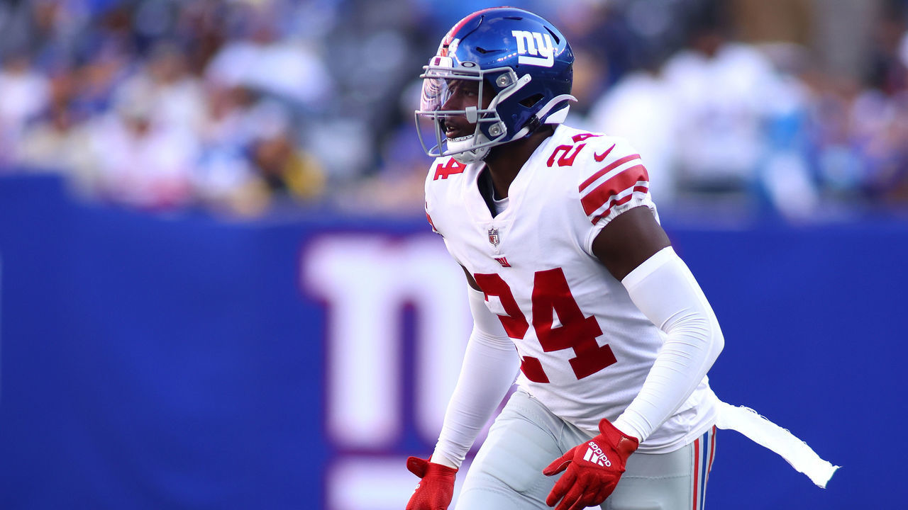 EAST RUTHERFORD, NEW JERSEY - OCTOBER 17: (NEW YORK DAILIES OUT) James Bradberry #24 of the New York Giants in action against the Los Angeles Rams at MetLife Stadium on October 17, 2021 in East Rutherford, New Jersey. Los Angeles Rams defeated the New York Giants 38-11.