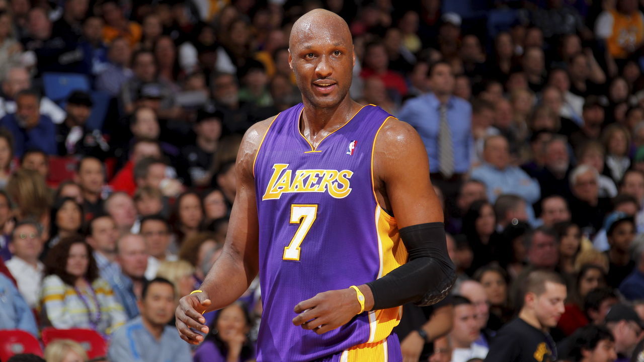 SACRAMENTO, CA - APRIL 13: Lamar Odom #7 of the Los Angeles Lakers gets ready to take on the Sacramento Kings on April 13, 2011 at Power Balance Pavilion in Sacramento, California. NOTE TO USER: User expressly acknowledges and agrees that, by downloading and/or using this Photograph, user is consenting to the terms and conditions of the Getty Images License Agreement. Mandatory Copyright Notice: Copyright 2011 NBAE