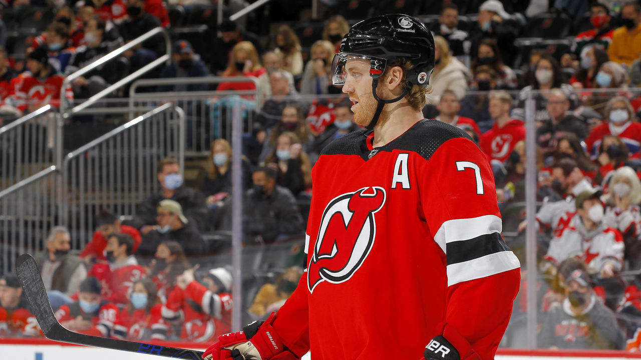 NEWARK, NEW JERSEY - DECEMBER 31: Dougie Hamilton #7 of the New Jersey Devils in action against the Edmonton Oilers at Prudential Center on December 31, 2021 in Newark, New Jersey. The Devils defeated the Oilers 6-5 in overtime.