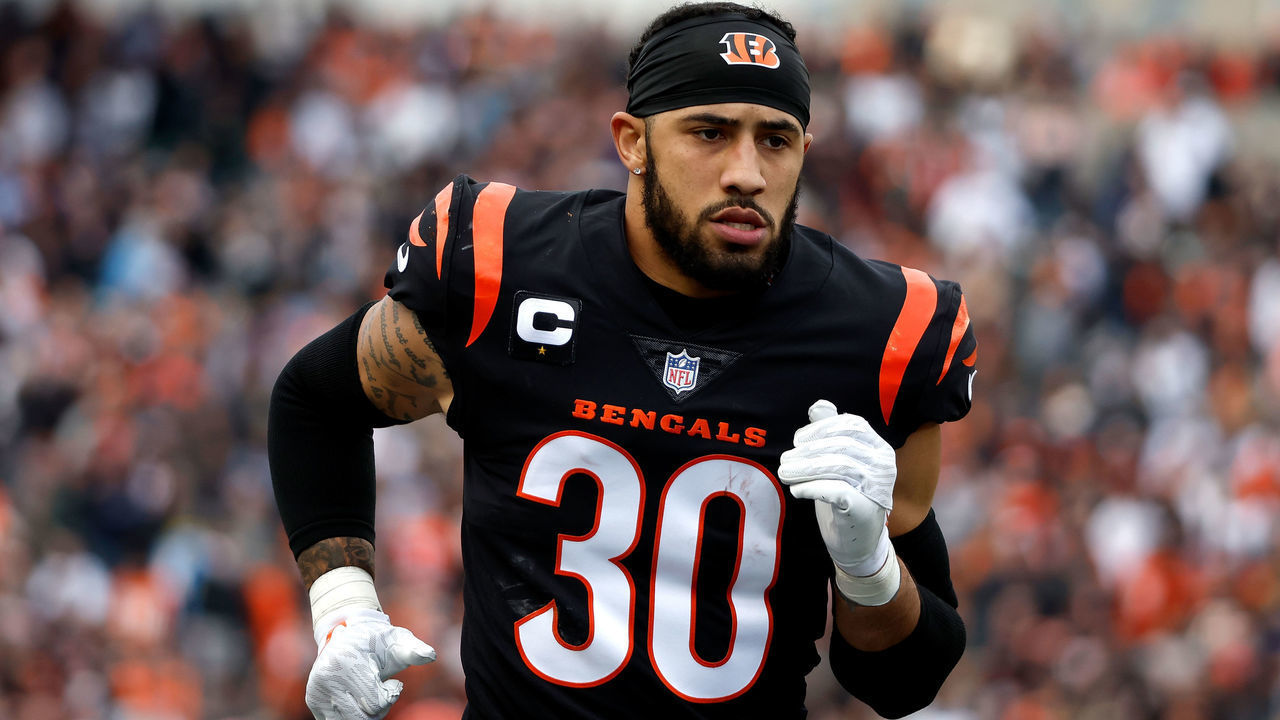CINCINNATI, OH - DECEMBER 05: Jessie Bates III #30 of the Cincinnati Bengals jogs off of the field during the game against the Los Angeles Chargers at Paul Brown Stadium on December 5, 2021 in Cincinnati, Ohio.