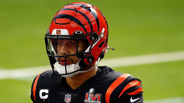 INGLEWOOD, CALIFORNIA - FEBRUARY 13: Jessie Bates #30 of the Cincinnati Bengals looks on prior to Super Bowl LVI against the Los Angeles Rams at SoFi Stadium on February 13, 2022 in Inglewood, California.