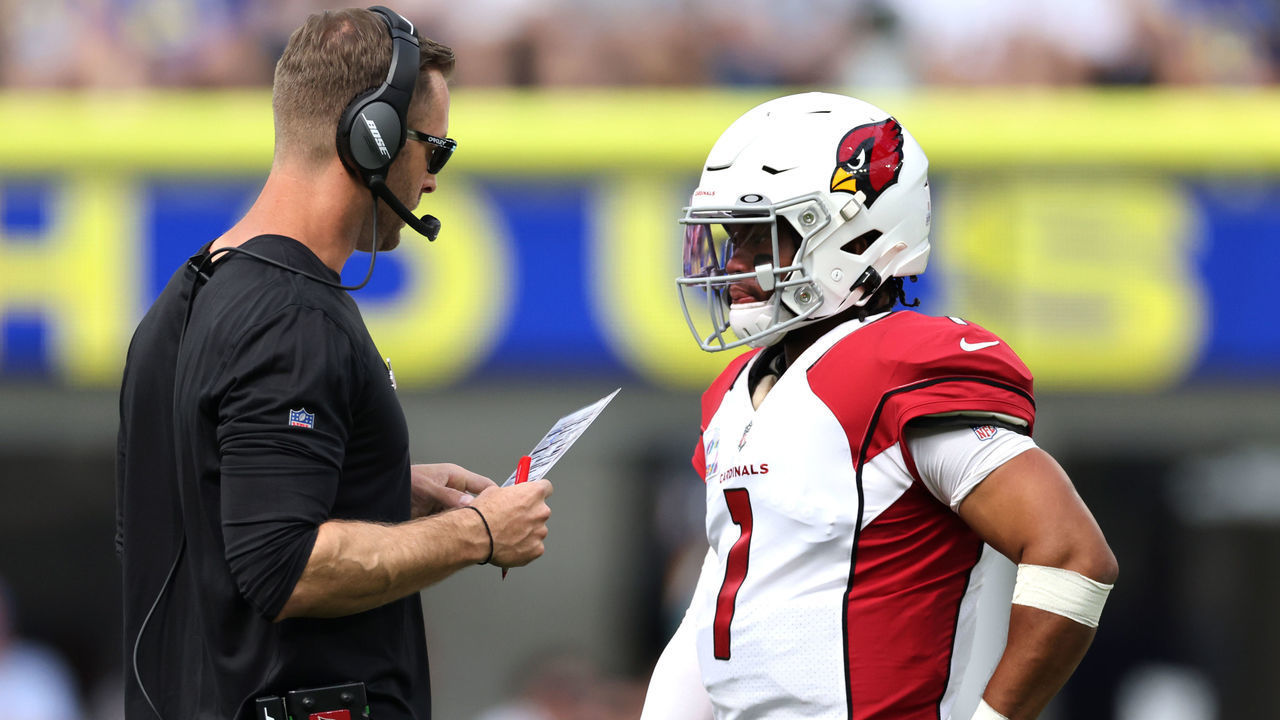 INGLEWOOD, CALIFORNIA - OCTOBER 03: Head coach Kliff Kingsbury and Kyler Murray #1 of the Arizona Cardinals talk on the side line during the game against the Los Angeles Rams at SoFi Stadium on October 03, 2021 in Inglewood, California.