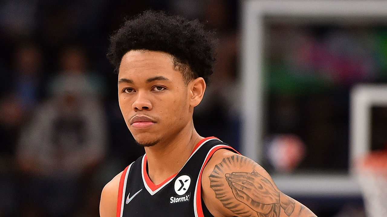 MEMPHIS, TENNESSEE - FEBRUARY 16: Anfernee Simons #1 of the Portland Trail Blazers during the game against the Memphis Grizzlies at FedExForum on February 16, 2022 in Memphis, Tennessee.