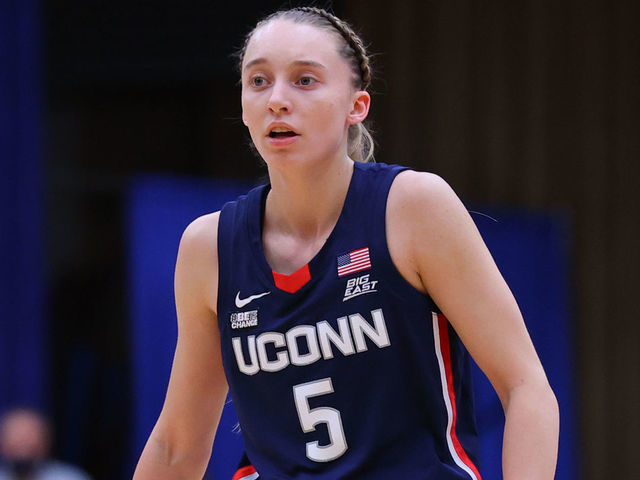 SOUTH ORANGE, NJ - DECEMBER 03: UConn Huskies guard Paige Bueckers (5) during the college basketball game between the Seton Hall Pirates and the UConn Huskies on December 3, 2021 at Walsh Gymnasium in South Orange, NJ.