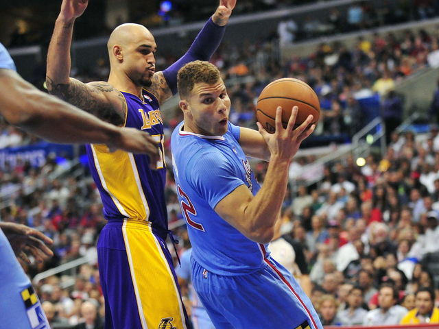 PHOTO: An L.A. restaurant congratulated the Lakers' playoff effort in a newspaper ad
