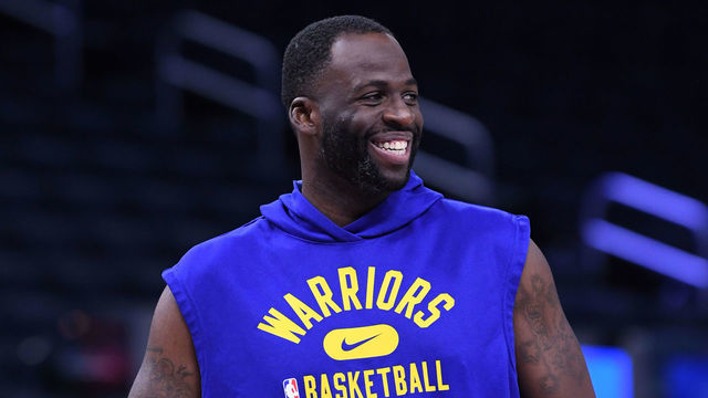 SAN FRANCISCO, CA - FEBRUARY 10: Draymond Green #23 of the Golden State Warriors looks on and smiles before the game against the New York Knicks on FEBRUARY 10, 2022 at Chase Center in San Francisco, California. NOTE TO USER: User expressly acknowledges and agrees that, by downloading and or using this photograph, user is consenting to the terms and conditions of Getty Images License Agreement. Mandatory Copyright Notice: Copyright 2022 NBAE