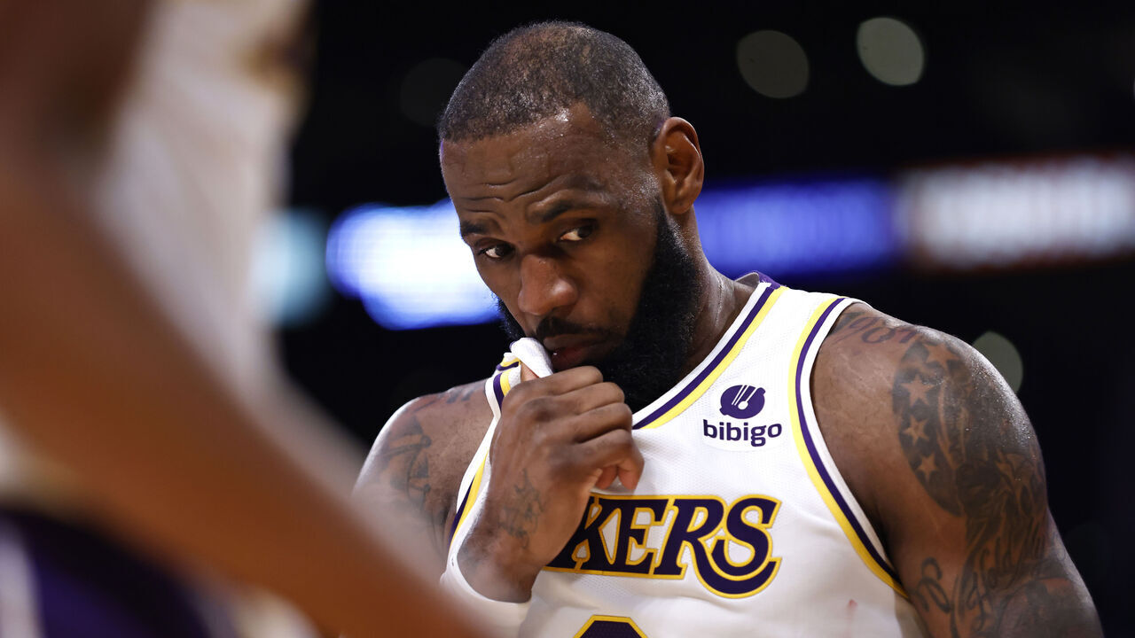 LOS ANGELES, CALIFORNIA - FEBRUARY 27: LeBron James #6 of the Los Angeles Lakers reacts during a game against the New Orleans Pelicans in the second half at Crypto.com Arena on February 27, 2022 in Los Angeles, California.