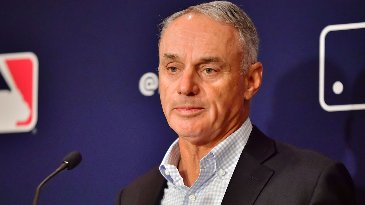 MLB players ponder how Manfred can mend icy relationship