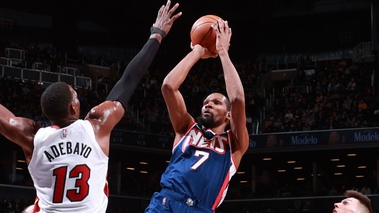 BROOKLYN, NY - MARCH 3: Kevin Durant #7 of the Brooklyn Nets shoots the ball during the game against the Miami Heat on March 3, 2022 at Barclays Center in Brooklyn, New York. Mandatory Copyright Notice: Copyright 2022 NBAE