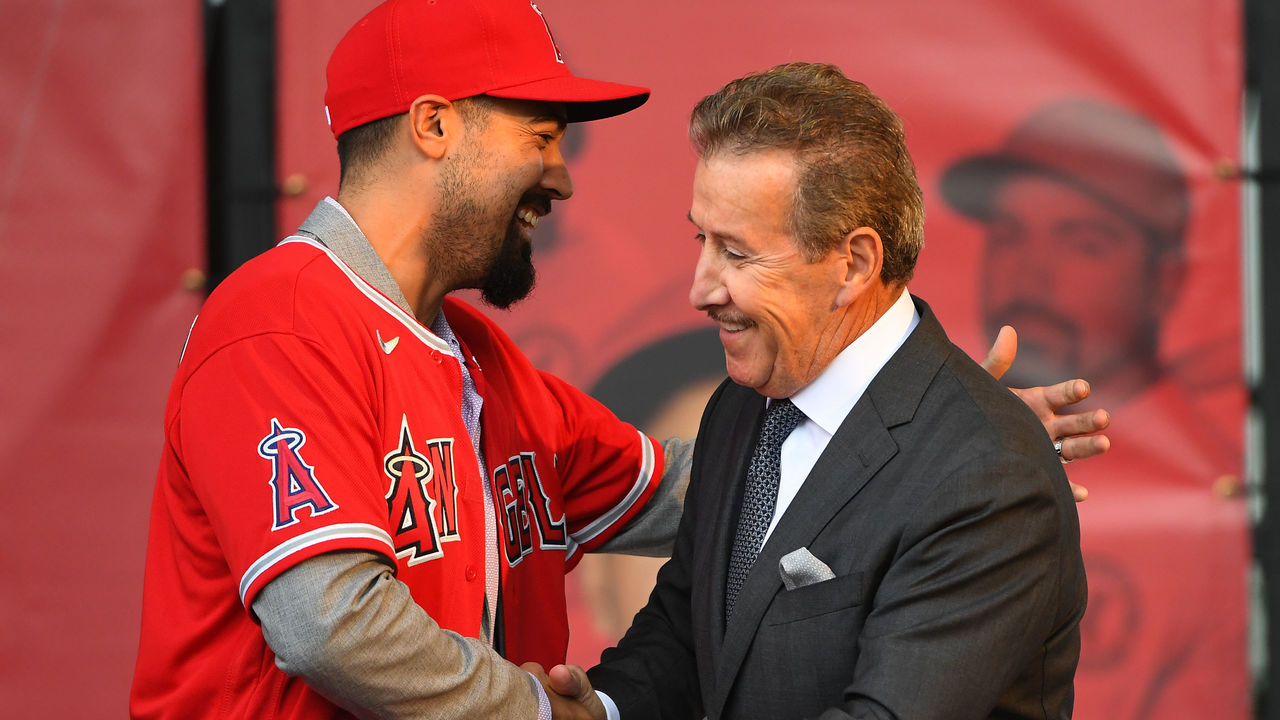 Los Angeles Angels Owner Arte Moreno Says He Won't Pursue Sale of