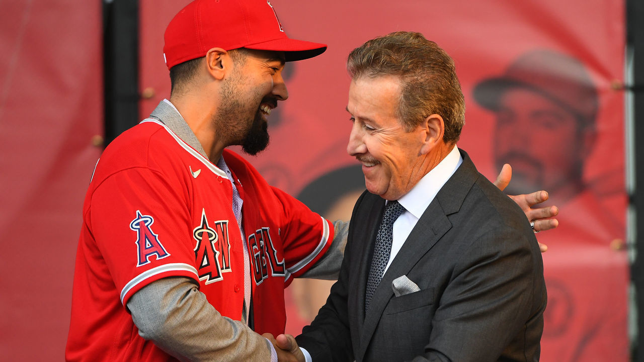 ANAHEIM, CA - DECEMBER 14: Los Angeles Angels owner Arte Moreno shakes hands with newest infielder Anthony Rendon #6 during a press conference at Angel Stadium of Anaheim on December 14, 2019 in Anaheim, California.
