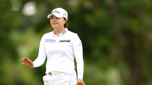 SINGAPORE, SINGAPORE - MARCH 04: Jin Young Ko of South Korea reacts on the 18th green after finishing the second round of the HSBC Women's World Championship at Sentosa Golf Club on March 04, 2022 in Singapore.