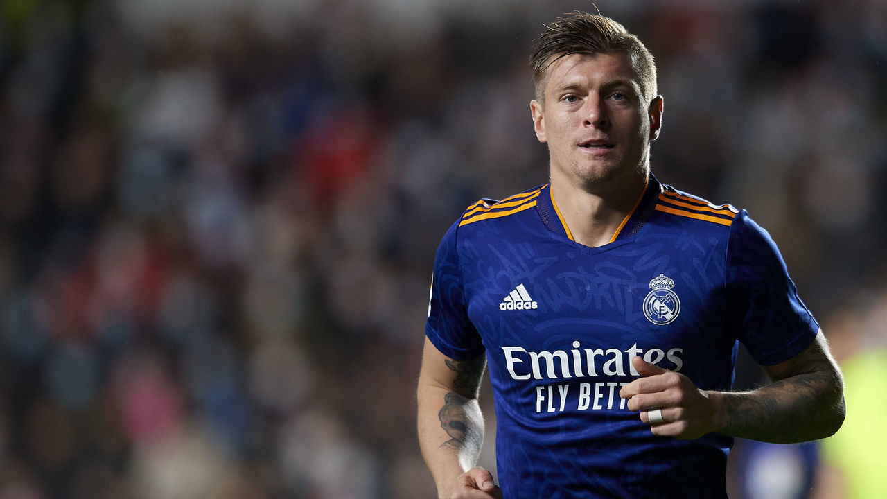 Toni Kroos of Real Madrid during the La Liga Santander match between Rayo Vallecano and Real Madrid CF at Campo de Futbol de Vallecas on February 26, 2022 in Madrid, Spain.