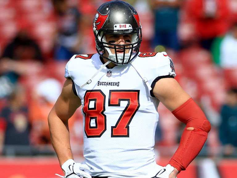 Bucs' Rob Gronkowski says he would not return for 2022 season if asked to  decide right now