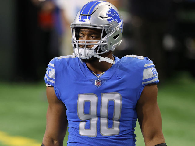 Report: Lions to release Trey Flowers