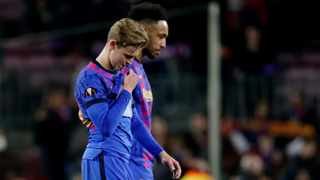 BARCELONA, SPAIN - MARCH 10: Frenkie de Jong of FC Barcelona, Pierre Emerick Aubameyang of FC Barcelona disappointed during the UEFA Europa League match between FC Barcelona v Galatasaray at the Camp Nou on March 10, 2022 in Barcelona Spain
