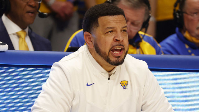Pittsburgh, PA - MARCH 1: Pittsburgh Panthers coach Jeff Capel coaches on the sidelines against the Duke Blue Devils on March 1, 2022, at the Petersen Events Center in Pittsburgh, Pennsylvania.