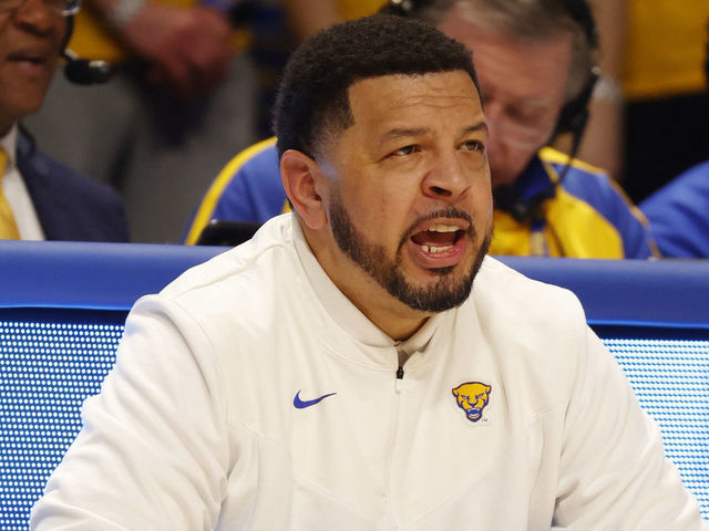 Pittsburgh, PA - MARCH 1: Pittsburgh Panthers coach Jeff Capel coaches on the sidelines against the Duke Blue Devils on March 1, 2022, at the Petersen Events Center in Pittsburgh, Pennsylvania.