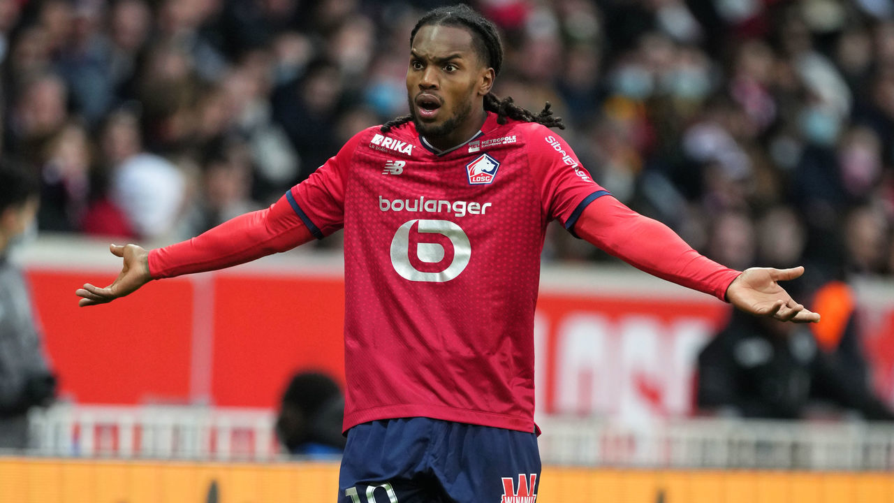 LILLE, FRANCE - MARCH 06: Renato Sanches of Lille OSC reacts during the Ligue 1 Uber Eats match between Lille OSC and Clermont Foot at Stade Pierre Mauroy on March 6, 2022 in Lille, France.
