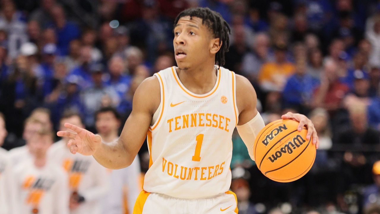 TAMPA, FLORIDA - MARCH 12: Kennedy Chandler #1 of the Tennessee Volunteers calls a play during the first half against the Kentucky Wildcats in the Semifinal game of the SEC Men's Basketball Tournament at Amalie Arena on March 12, 2022 in Tampa, Florida.