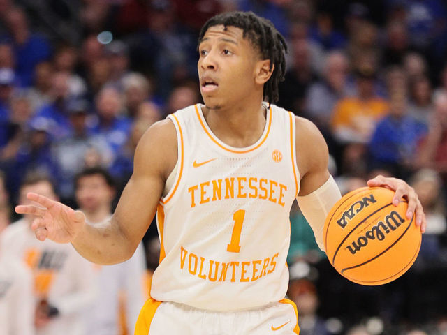 TAMPA, FLORIDA - MARCH 12: Kennedy Chandler #1 of the Tennessee Volunteers calls a play during the first half against the Kentucky Wildcats in the Semifinal game of the SEC Men's Basketball Tournament at Amalie Arena on March 12, 2022 in Tampa, Florida.