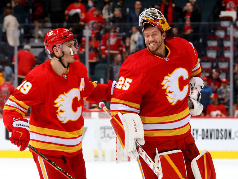 Kiprusoff injured as Flames beat Red Wings 4-1