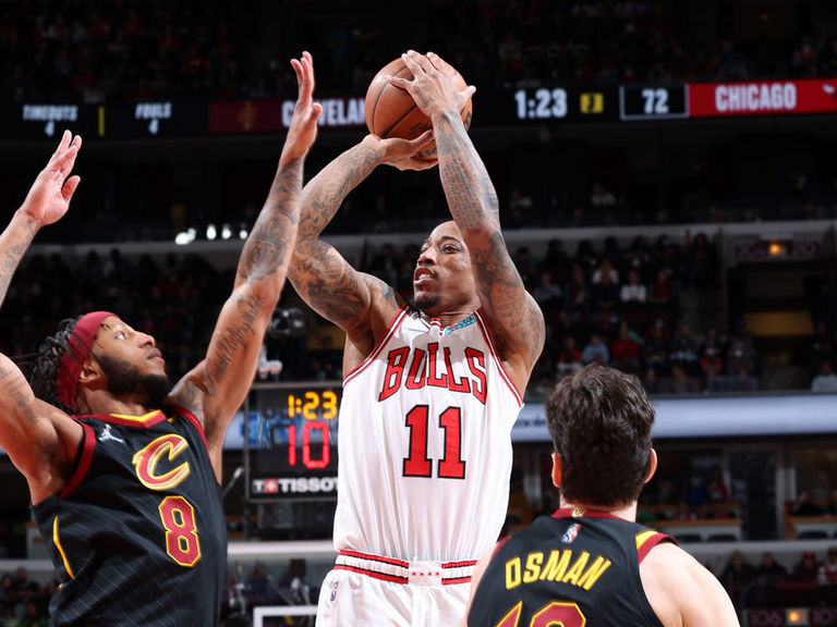 DeRozan, Vucevic Lead Bulls To Win Over Cavaliers | TheScore.com