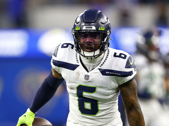 Report: Seahawks, Pro Bowl safety Diggs agree to 3-year deal