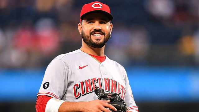 PITTSBURGH, PA - OCTOBER 01: Eugenio Suarez #7 of the Cincinnati Reds in action during the game against the Pittsburgh Pirates at PNC Park on October 1, 2021 in Pittsburgh, Pennsylvania.