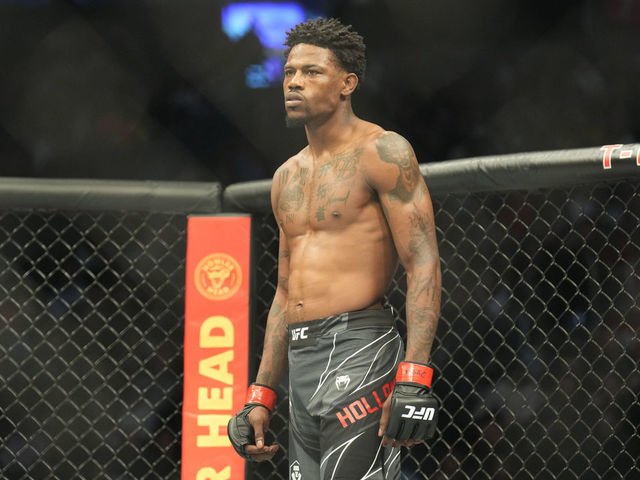 LAS VEGAS, NV - MARCH 05: Kevin Holland prepares to fight Alex Oliveira in their Welterweight bout for UFC 272 on March 5, 2022, at T-Mobile Arena in Las Vegas, NV.