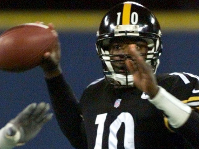 5 quarterbacks who are also pretty good punters