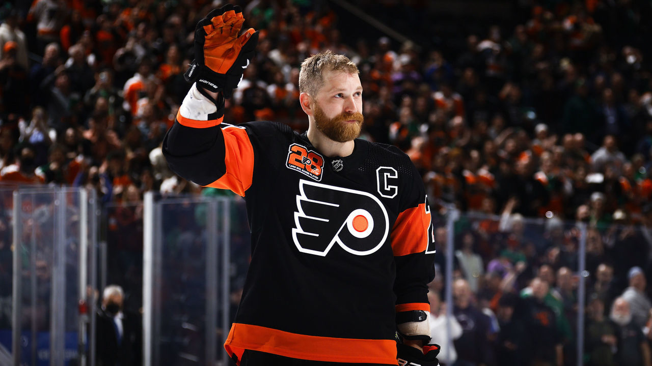 PHILADELPHIA, PENNSYLVANIA - MARCH 17: Claude Giroux #28 of the Philadelphia Flyers is honored after a win over the Nashville Predators at Wells Fargo Center on March 17, 2022 in Philadelphia, Pennsylvania. Giroux is playing in his 1,000th-career NHL game.
