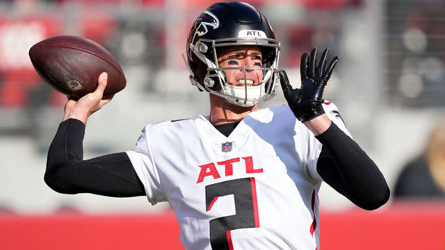 SANTA CLARA, CALIFORNIA - DECEMBER 19: Matt Ryan #2 of the Atlanta Falcons warms up prior to the game against the San Francisco 49ers at Levi's Stadium on December 19, 2021 in Santa Clara, California.