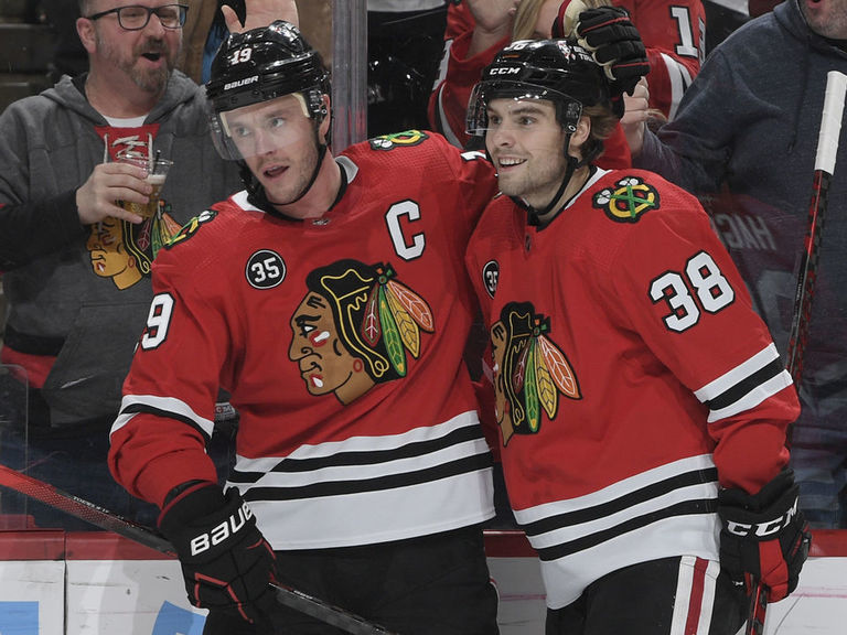 Will the Blackhawks trade Hagel? His coach wouldn't