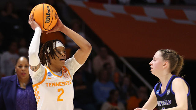 KNOXVILLE, TN - MARCH 19: Alexus Dye #2 of the Tennessee Lady Vols looks to pass the ball against Georgia Woolley #4 of the Buffalo Bulls during the first round of the 2022 NCAA Women's Basketball Tournament held at Thompson-Boling Arena on March 19, 2022 in Knoxville, Tennessee.