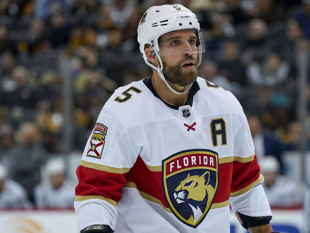 PITTSBURGH, PA - MARCH 08: Florida Panthers Defenseman Aaron Ekblad (5) looks on during the second period in the NHL game between the Pittsburgh Penguins and the Florida Panthers on March 8, 2022, at PPG Paints Arena in Pittsburgh, PA.