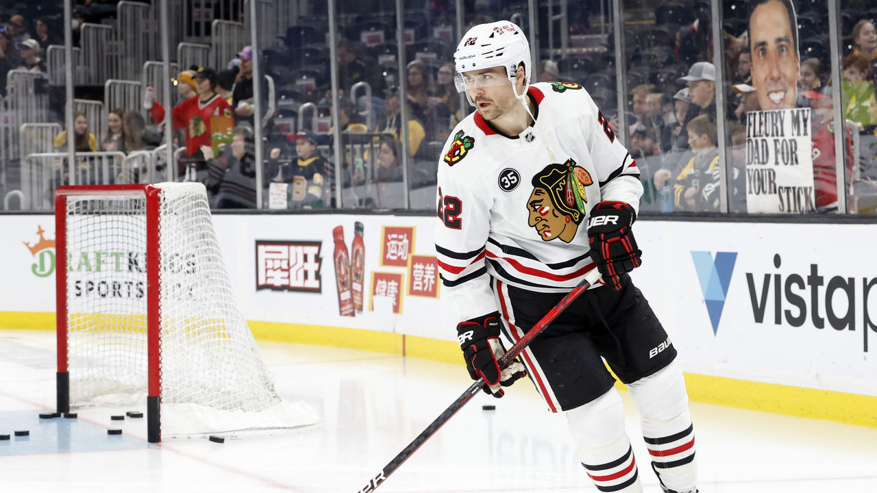 BOSTON, MA - MARCH 10: Chicago Blackhawks center Ryan Carpenter (22) in warm up before a game between the Boston Bruins and the Chicago Blackhawks on March 10, 2022, at TD Garden in Boston, Massachusetts.