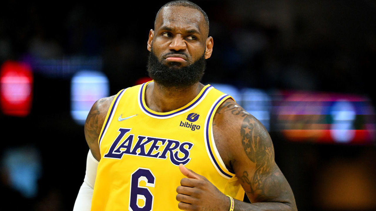CLEVELAND, OHIO - MARCH 21: LeBron James #6 of the Los Angeles Lakers celebrates during the fourth quarter against the Cleveland Cavaliers at Rocket Mortgage Fieldhouse on March 21, 2022 in Cleveland, Ohio. The Lakers defeated the Cavaliers 131-120. NOTE TO USER: User expressly acknowledges and agrees that, by downloading and/or using this photograph, user is consenting to the terms and conditions of the Getty Images License Agreement.