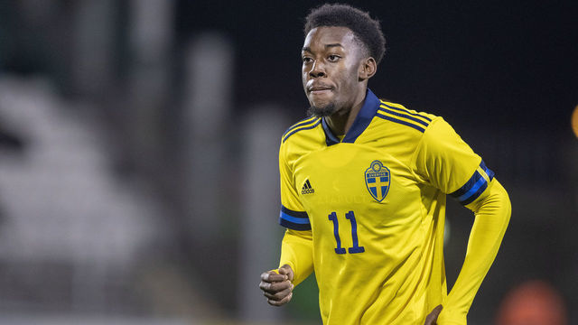 DUBLIN, IRELAND: November 16: Anthony Elanga #11 of Sweden during the Republic of Ireland U21 V Sweden U21 UEFA European Under-21 Championship qualifying match at Tallaght Stadium on November 16th, 2021 in Dublin, Ireland.