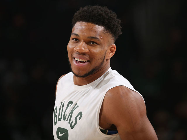 Giannis after expensive L.A. dinner: 'This city is not for me' |  theScore.com