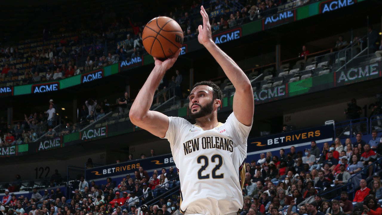NEW ORLEANS, LA - MARCH 24: Larry Nance Jr. #22 of the New Orleans Pelicans shoots the ball during the game against the Chicago Bulls on March 24, 2022 at the Smoothie King Center in New Orleans, Louisiana. Mandatory Copyright Notice: Copyright 2022 NBAE
