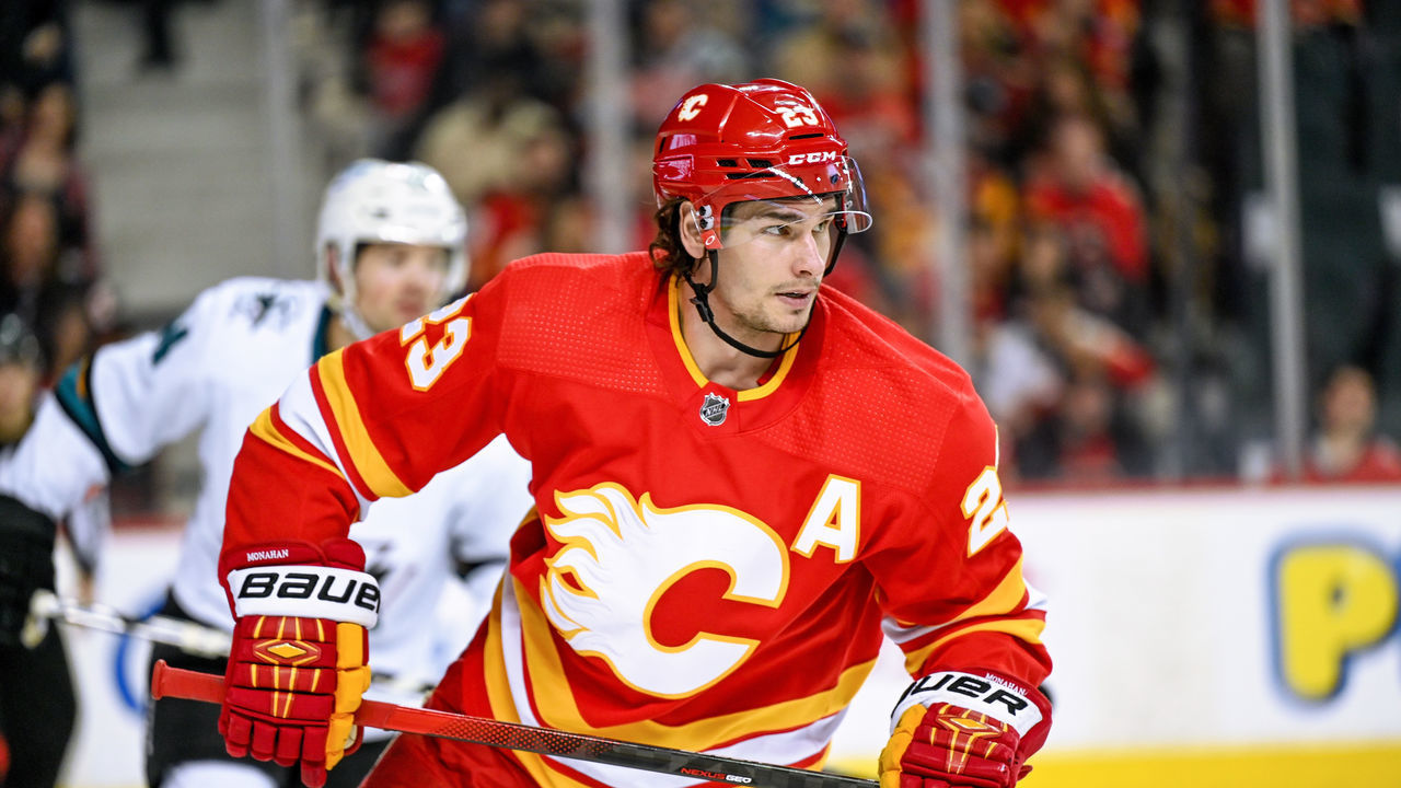 CALGARY, AB - MARCH 22: Calgary Flames Center Sean Monahan (23) in action during the second period of an NHL game where the Calgary Flames hosted the San Jose Sharks on March 22, 2022, at the Scotiabank Saddledome in Calgary, AB.