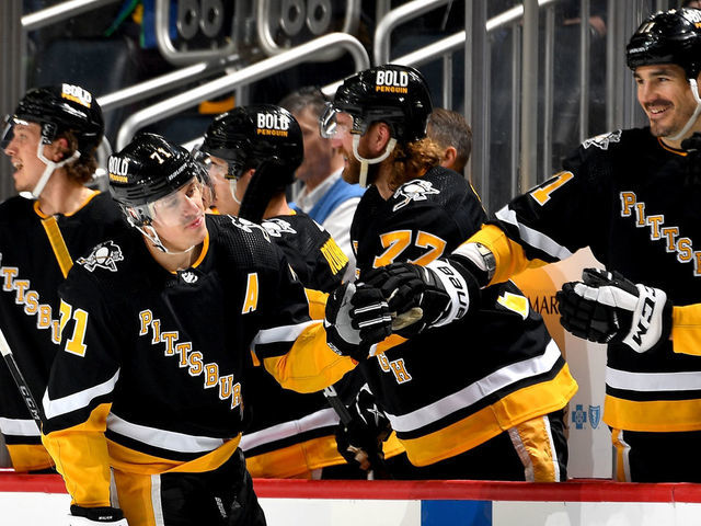 Penguins become 1st team in salary-cap era to score 11 goals ...