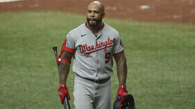 ST. PETERSBURG, FL - SEPTEMBER 15: Washington Nationals first baseman Eric Thames (9) during the MLB game between the Washington Nationals and Tampa Bay Rays on September 15, 2020 at Tropicana Field in St. Petersburg, FL.