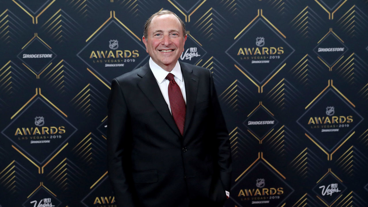 LAS VEGAS, NEVADA - JUNE 19: NHL commissioner Gary Bettman arrives at the 2019 NHL Awards at the Mandalay Bay Events Center on June 19, 2019 in Las Vegas, Nevada.