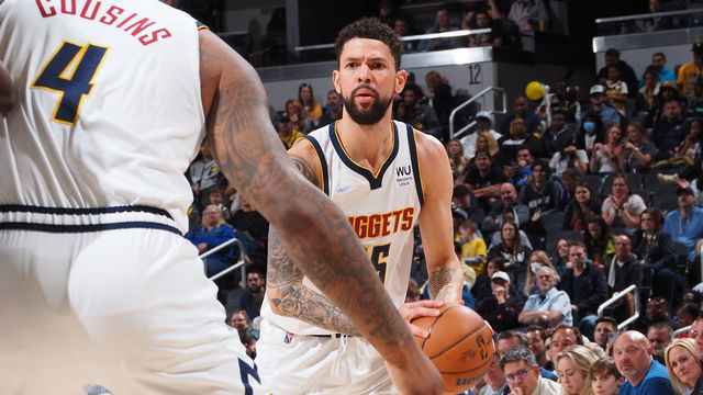 INDIANAPOLIS, IN - MARCH 30: Austin Rivers #25 of the Denver Nuggets handles the ball during the game against the Indiana Pacers on March 30, 2022 at Gainbridge Fieldhouse in Indianapolis, Indiana. Mandatory Copyright Notice: Copyright 2022 NBAE