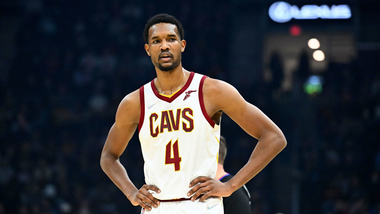 CLEVELAND, OHIO - MARCH 28: Evan Mobley #4 of the Cleveland Cavaliers pauses on the court during the first quarter against the Orlando Magic at Rocket Mortgage Fieldhouse on March 28, 2022 in Cleveland, Ohio. NOTE TO USER: User expressly acknowledges and agrees that, by downloading and/or using this photograph, user is consenting to the terms and conditions of the Getty Images License Agreement.