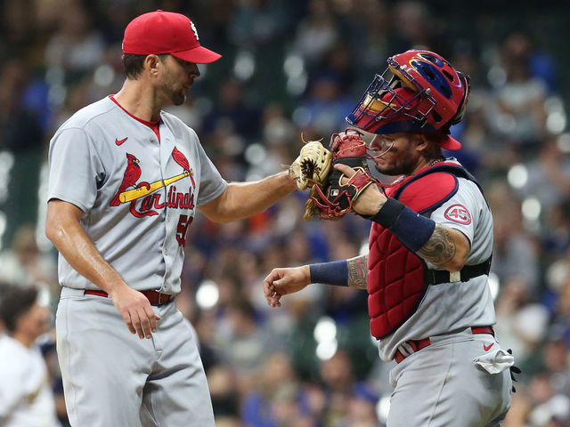 Cards duo Wainwright, Molina keep chasing history in opener