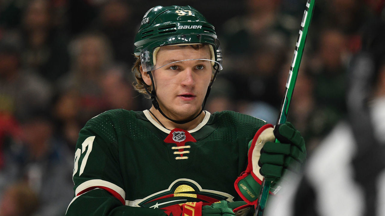 St. PAUL, MN - MARCH 13: Minnesota Wild Left Wing Kirill Kaprizov (97) adjusts his elbow pad during a game between the Minnesota Wild and Nashville Predators on March 13, 2022, at Xcel Energy Center in St. Paul, MN.